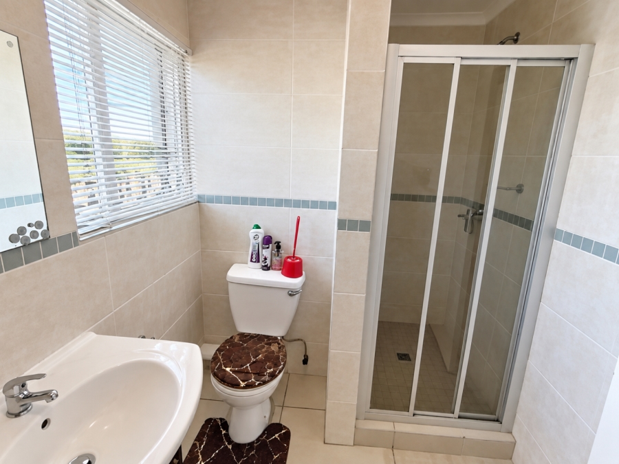 4 Bedroom Property for Sale in Heatherdale Gauteng