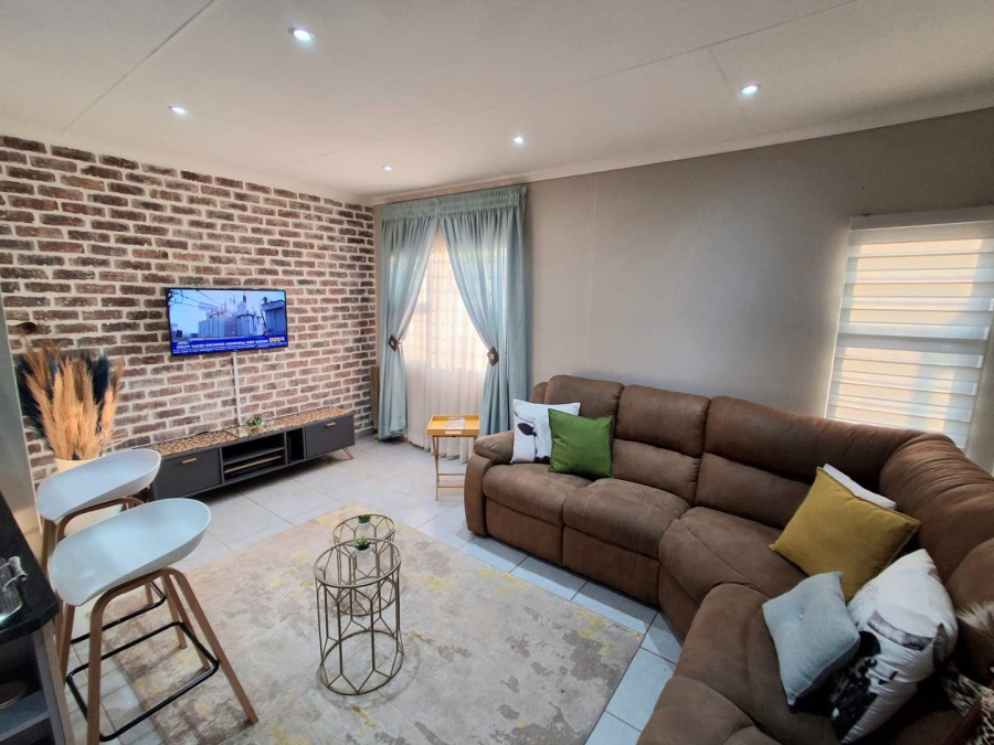 3 Bedroom Property for Sale in Lotus Gardens Gauteng