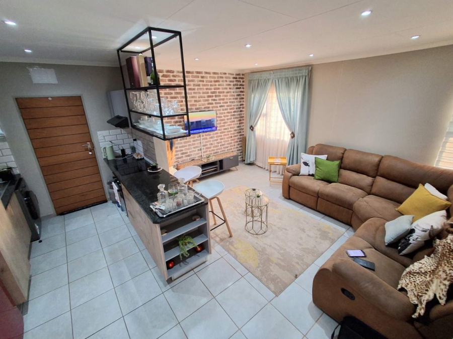3 Bedroom Property for Sale in Lotus Gardens Gauteng