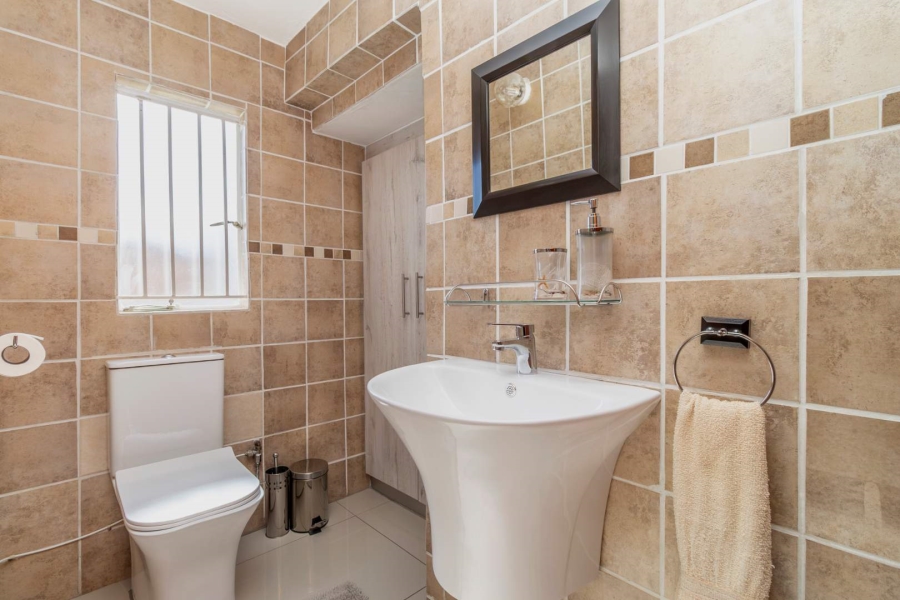4 Bedroom Property for Sale in Cosmo City Gauteng