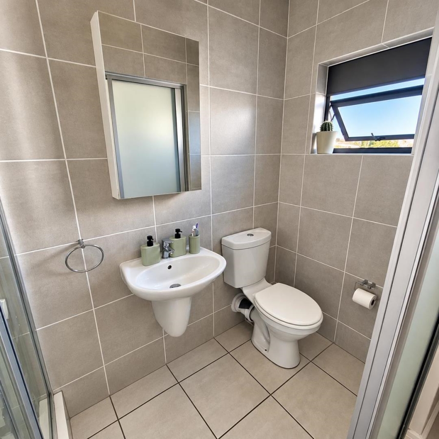 To Let 1 Bedroom Property for Rent in Linbro Park Gauteng
