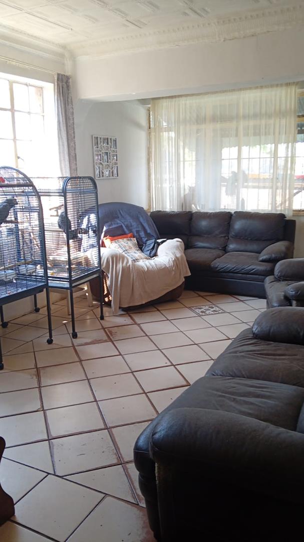 7 Bedroom Property for Sale in Jan Hofmeyer Gauteng