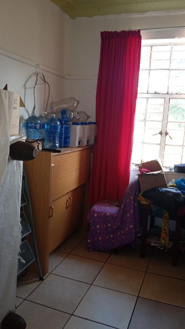 7 Bedroom Property for Sale in Jan Hofmeyer Gauteng