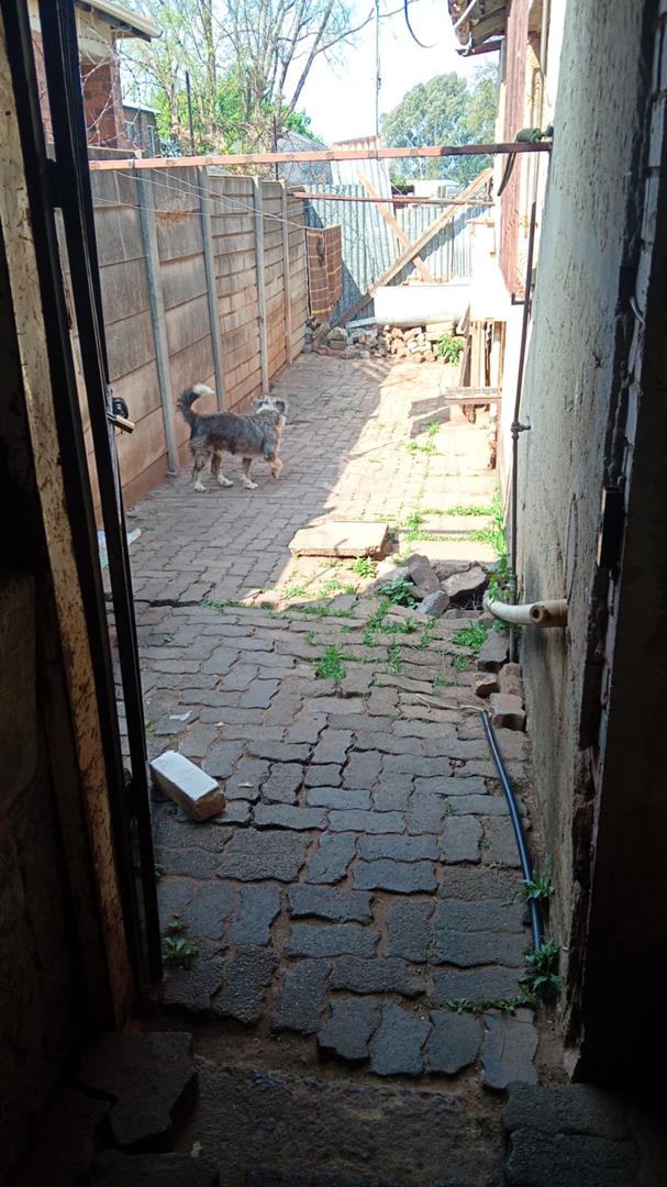 7 Bedroom Property for Sale in Jan Hofmeyer Gauteng