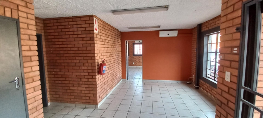 To Let Commercial Property for Rent in Hennopspark Gauteng