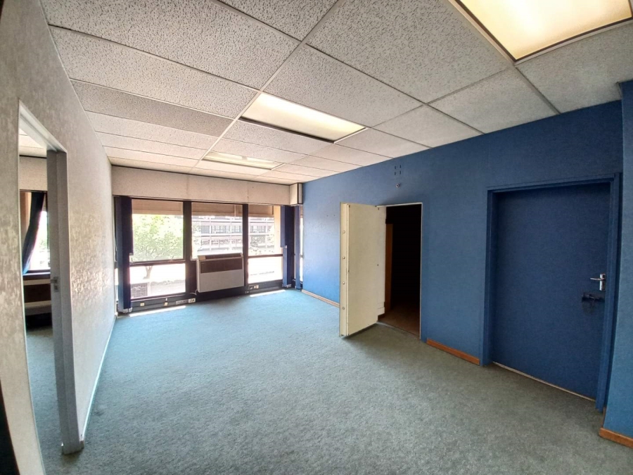 To Let Commercial Property for Rent in Alrode Gauteng