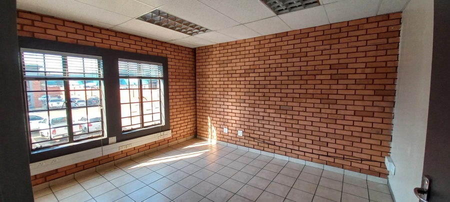 To Let Commercial Property for Rent in Hennopspark Gauteng