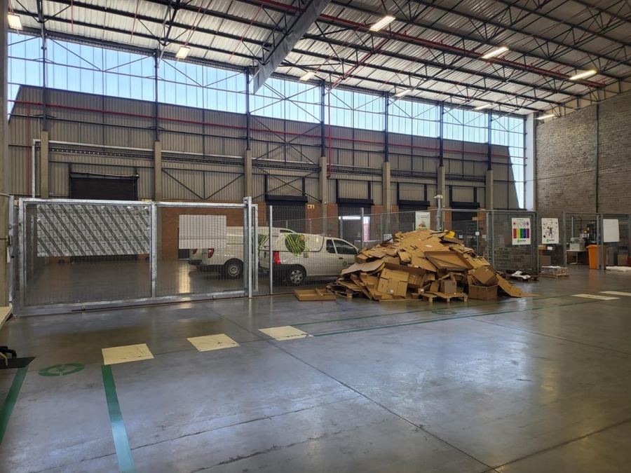 To Let Commercial Property for Rent in Gosforth Park Gauteng