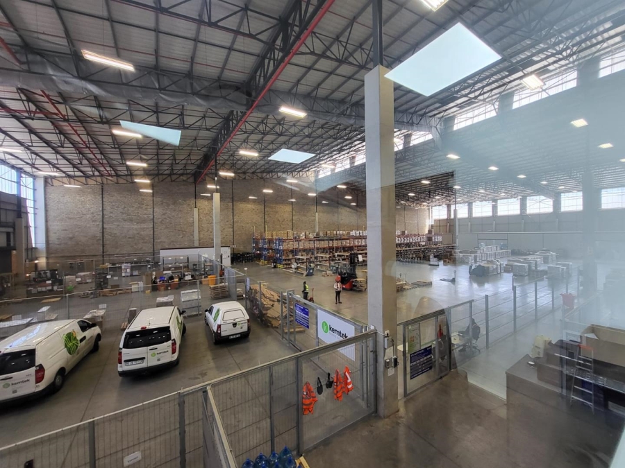 To Let Commercial Property for Rent in Gosforth Park Gauteng