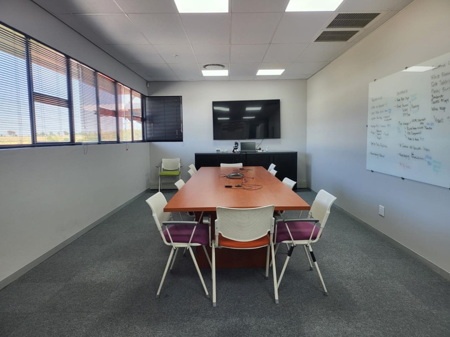 To Let Commercial Property for Rent in Gosforth Park Gauteng