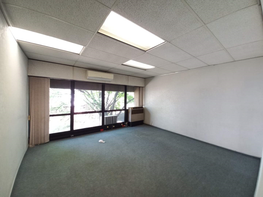 To Let Commercial Property for Rent in Alrode Gauteng