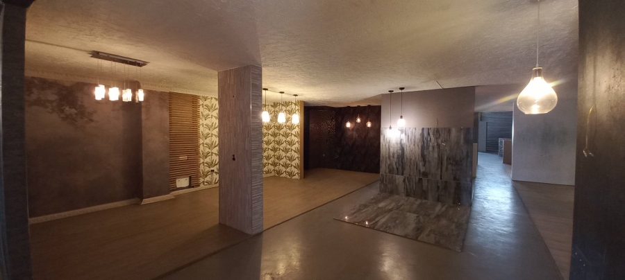 To Let Commercial Property for Rent in Hennopspark Gauteng