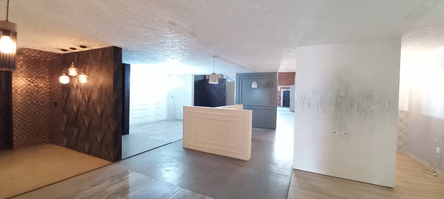 To Let Commercial Property for Rent in Hennopspark Gauteng