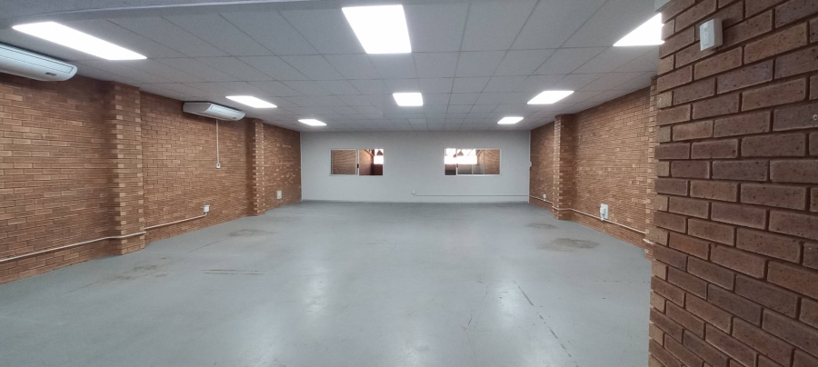 To Let Commercial Property for Rent in Hennopspark Gauteng