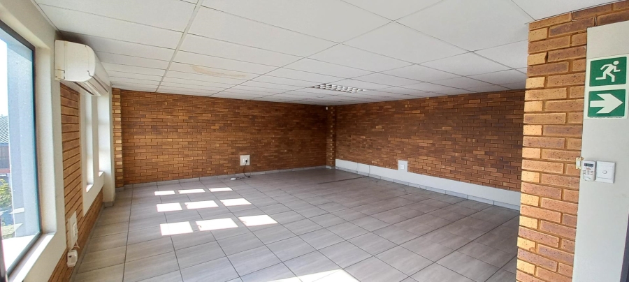 To Let Commercial Property for Rent in Hennopspark Gauteng