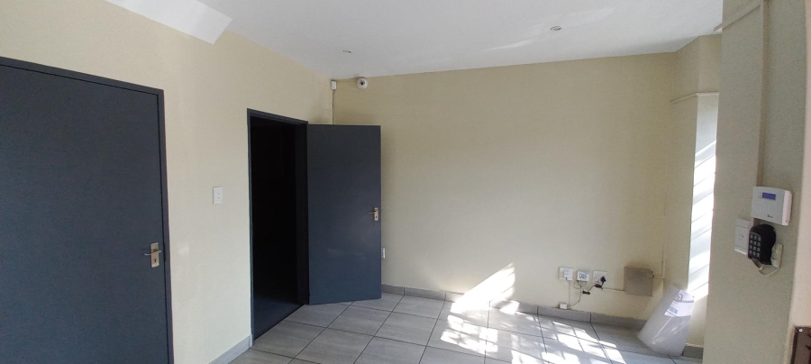 To Let Commercial Property for Rent in Hennopspark Gauteng