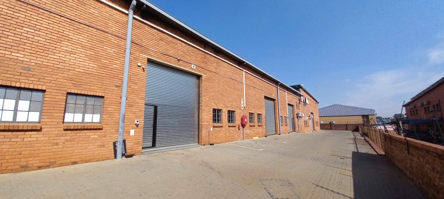 To Let Commercial Property for Rent in Hennopspark Gauteng