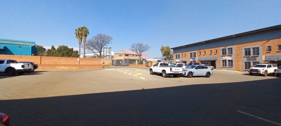 To Let Commercial Property for Rent in Hennopspark Gauteng