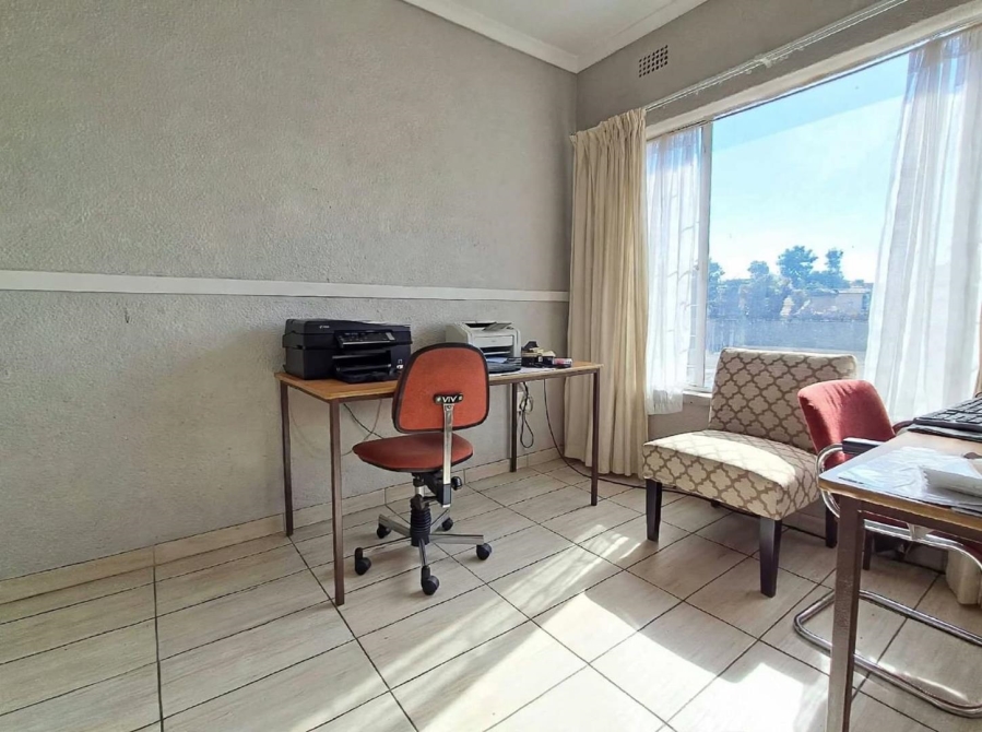 3 Bedroom Property for Sale in Brackenhurst Gauteng