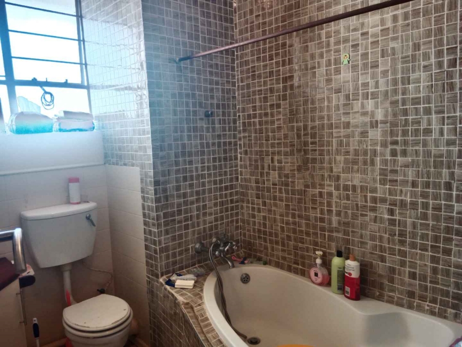 2 Bedroom Property for Sale in Bedford Gardens Gauteng