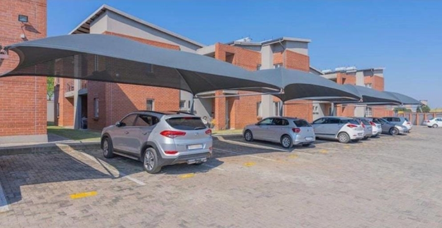 2 Bedroom Property for Sale in Esther Park Gauteng