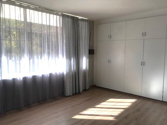 To Let 2 Bedroom Property for Rent in Parktown Gauteng