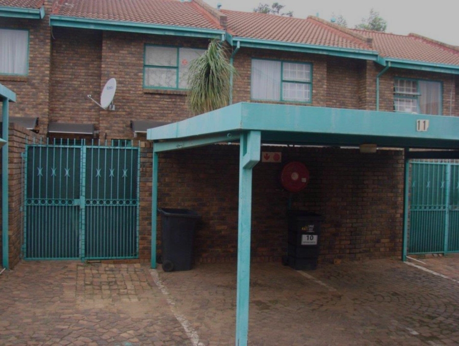 2 Bedroom Property for Sale in Valhalla Gauteng