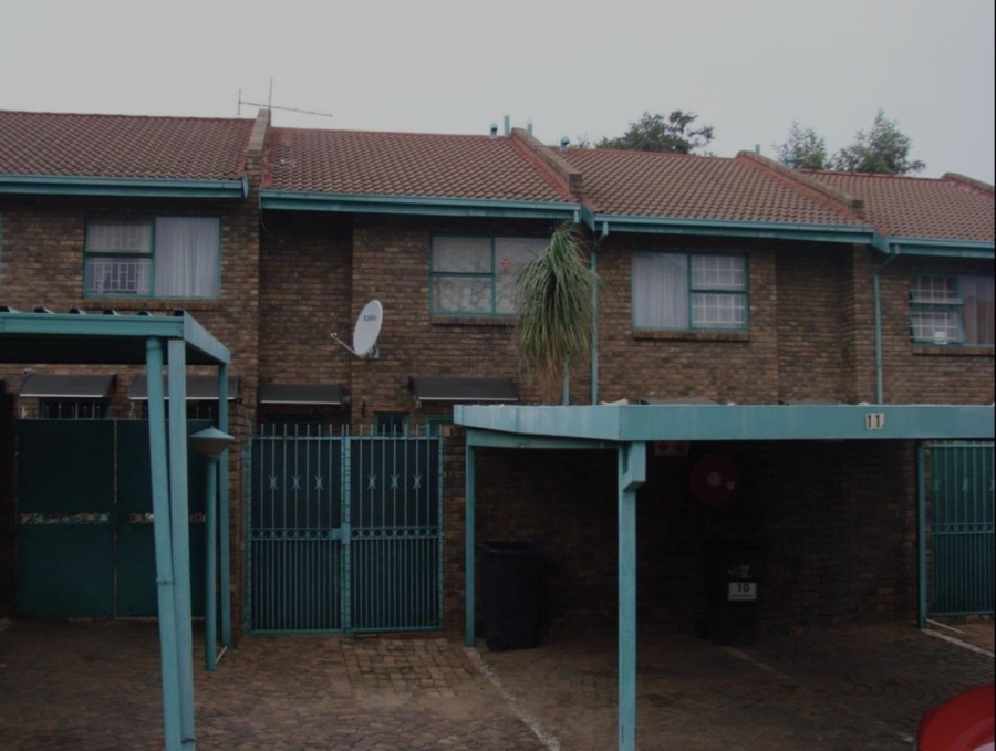 2 Bedroom Property for Sale in Valhalla Gauteng