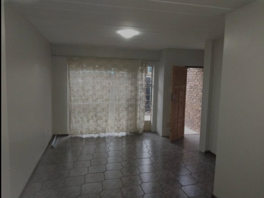 2 Bedroom Property for Sale in Valhalla Gauteng