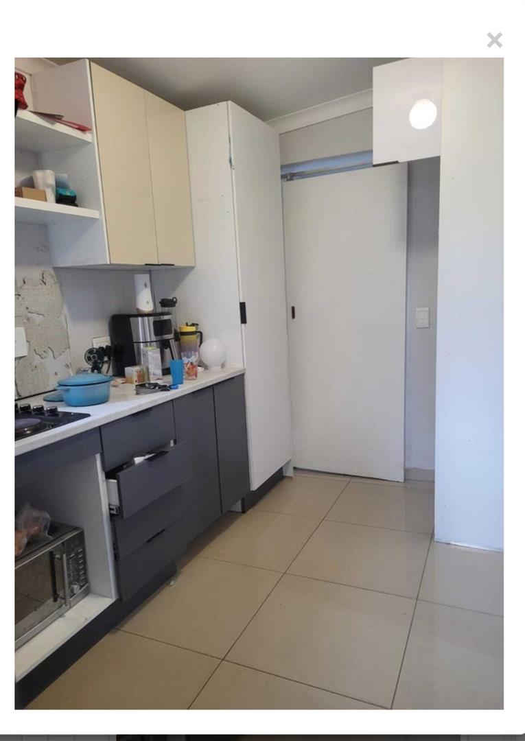 To Let 1 Bedroom Property for Rent in Lombardy East Gauteng