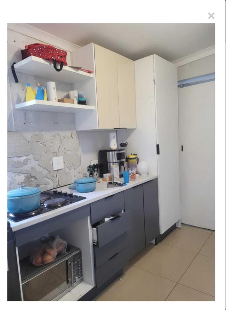 To Let 1 Bedroom Property for Rent in Lombardy East Gauteng