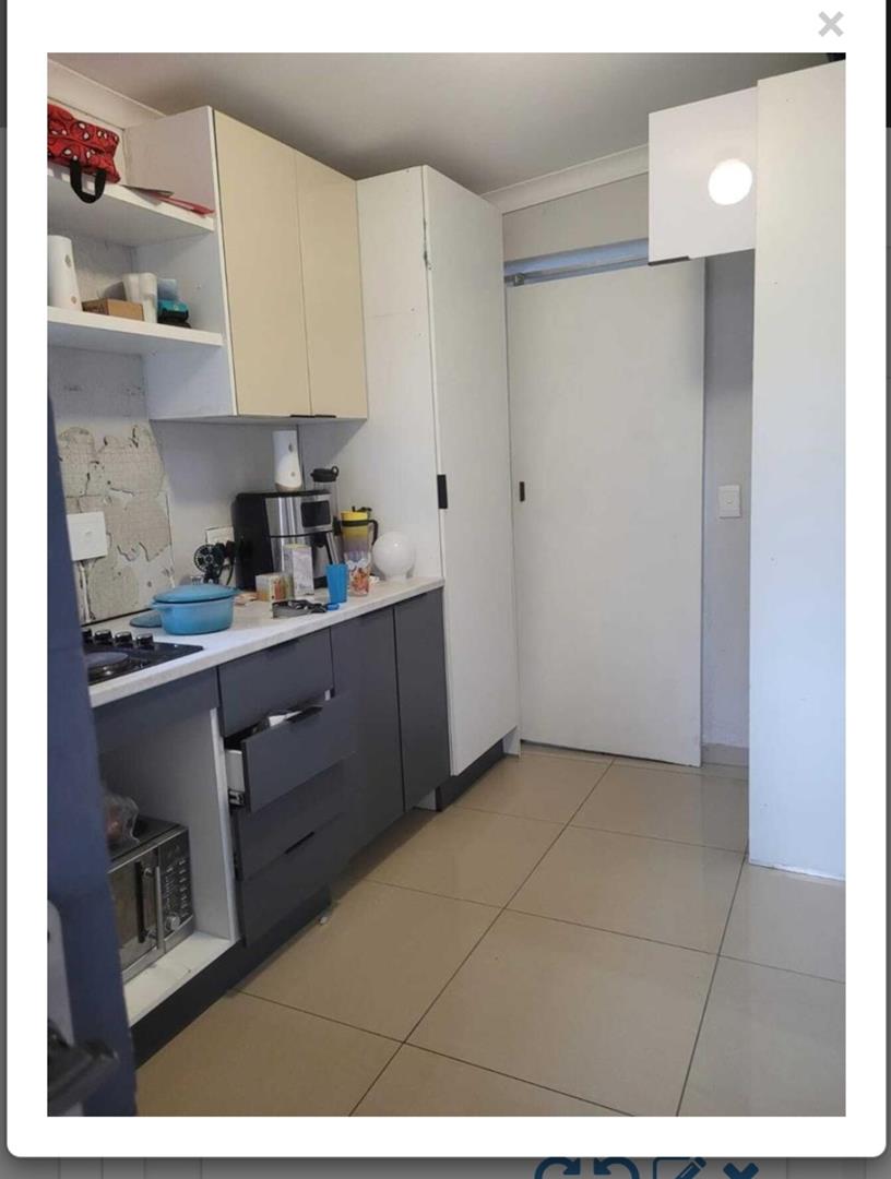 To Let 1 Bedroom Property for Rent in Lombardy East Gauteng