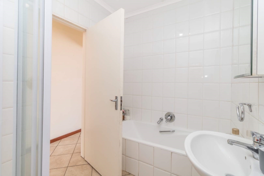 2 Bedroom Property for Sale in Northwold Gauteng