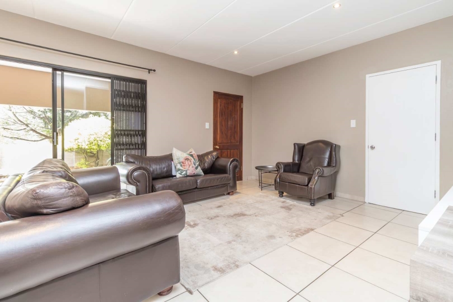 3 Bedroom Property for Sale in Ruimsig Country Estate Gauteng