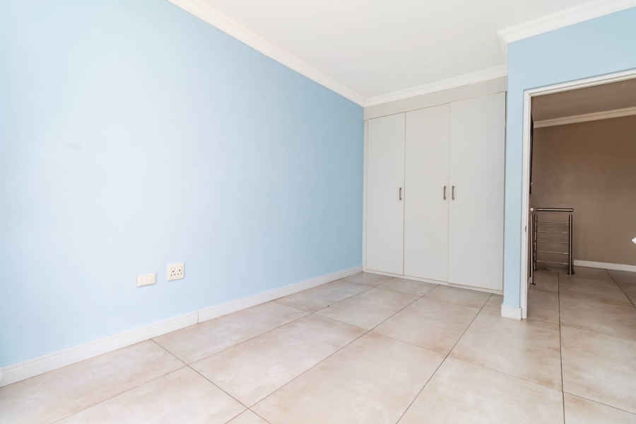 3 Bedroom Property for Sale in Ruimsig Country Estate Gauteng