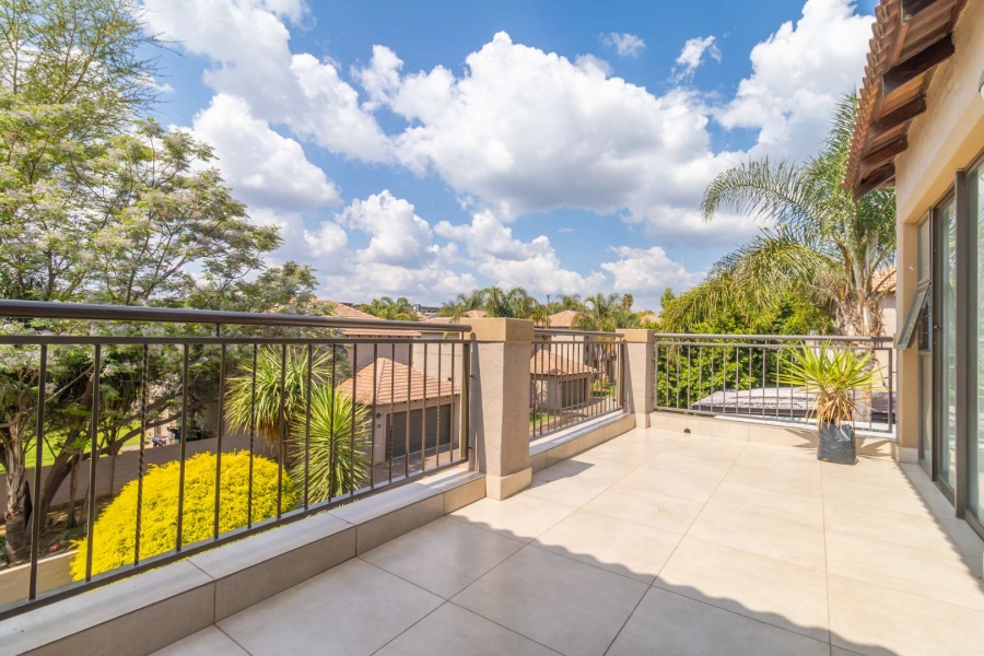 3 Bedroom Property for Sale in Ruimsig Country Estate Gauteng