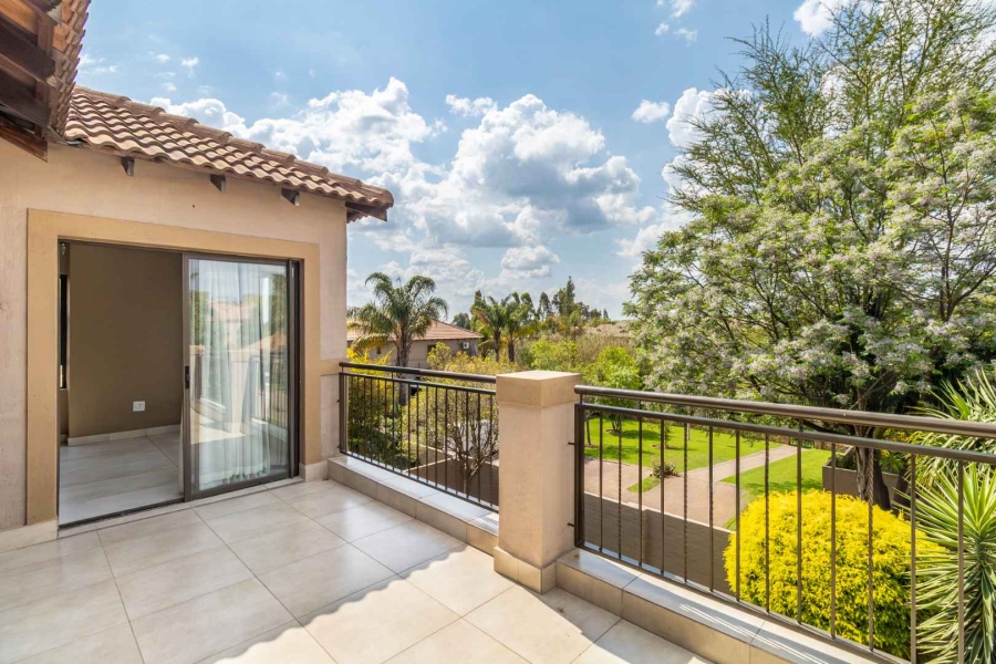 3 Bedroom Property for Sale in Ruimsig Country Estate Gauteng