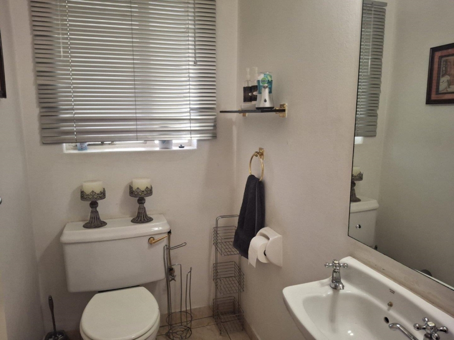 4 Bedroom Property for Sale in Illovo Gauteng