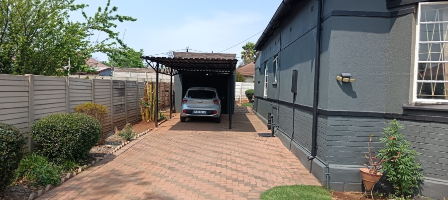 5 Bedroom Property for Sale in Brakpan Central Gauteng