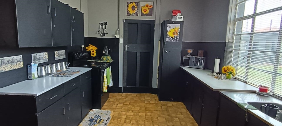 5 Bedroom Property for Sale in Brakpan Central Gauteng