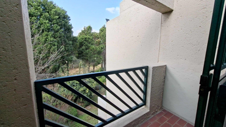 1 Bedroom Property for Sale in Bryanston Gauteng