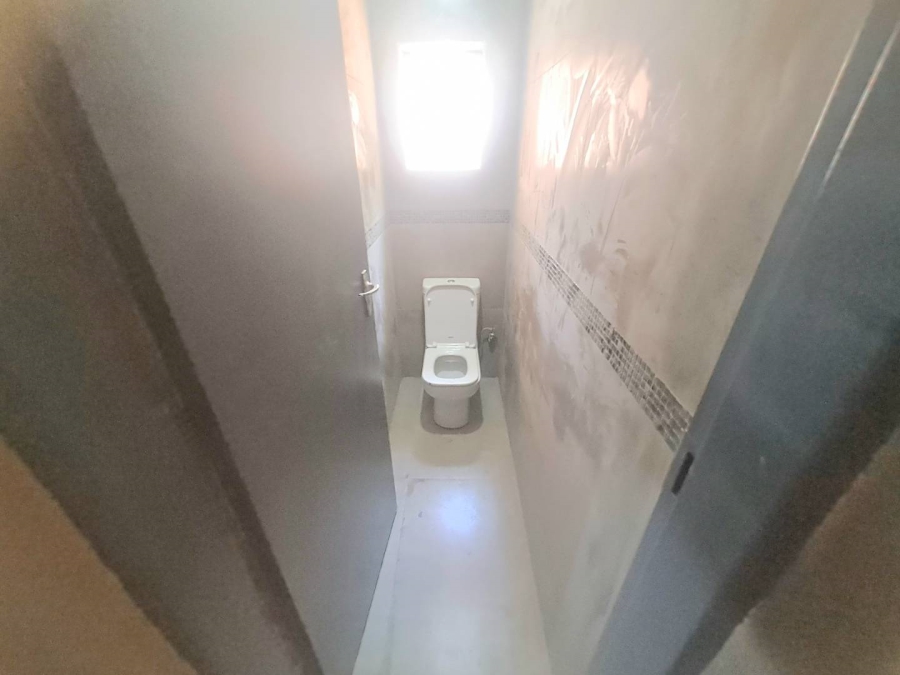 To Let 4 Bedroom Property for Rent in Silverton Gauteng