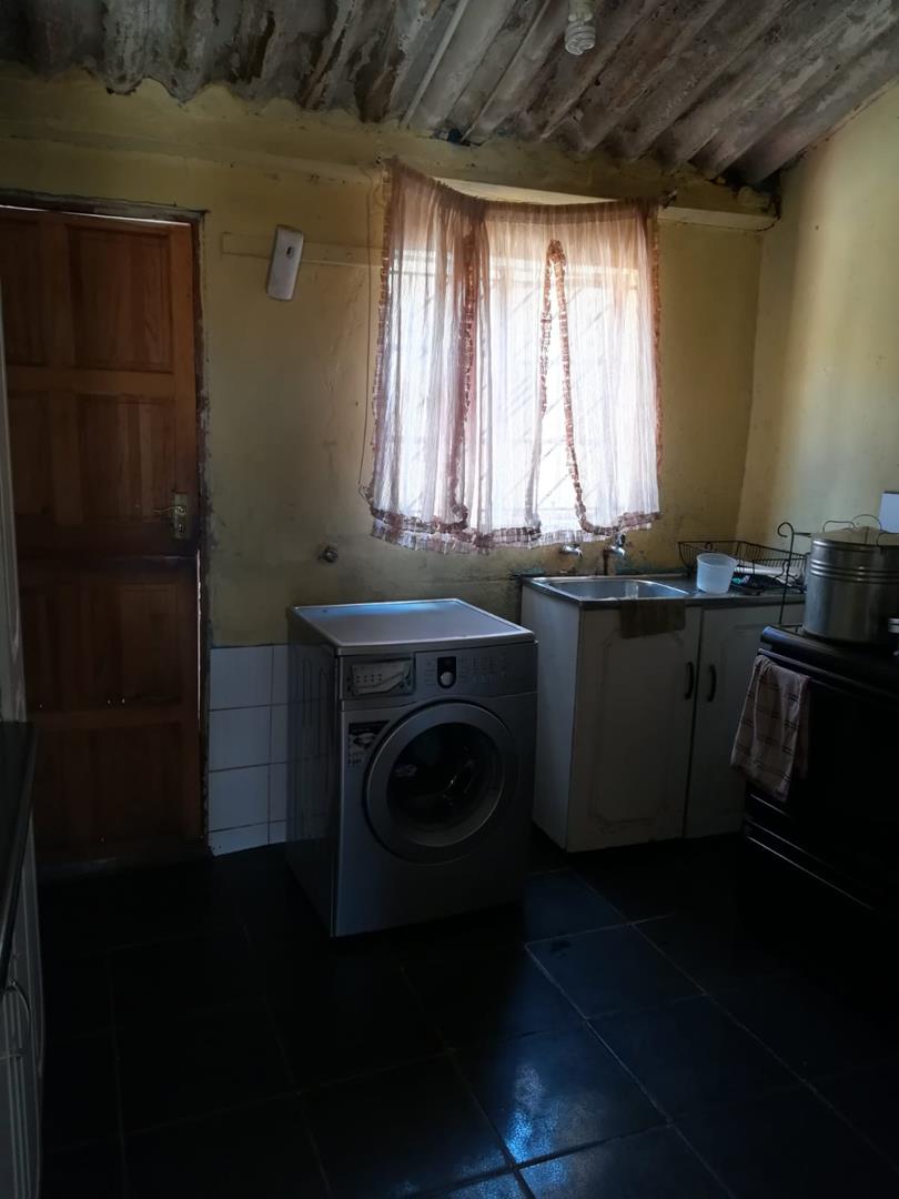 To Let 2 Bedroom Property for Rent in Meadowlands Gauteng