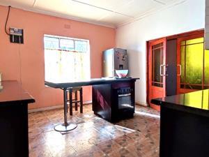 5 Bedroom Property for Sale in Krugersdorp Gauteng