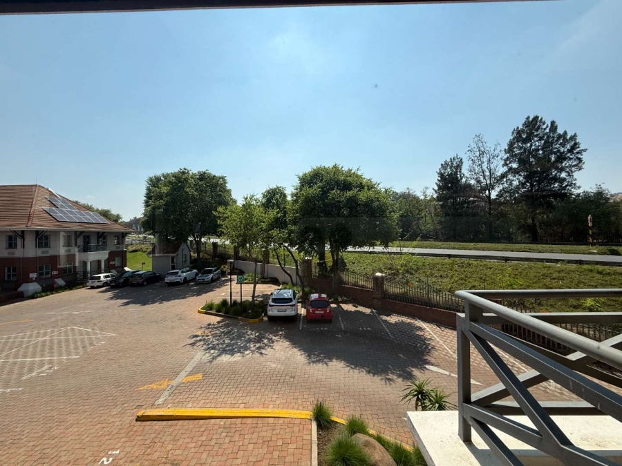 To Let Commercial Property for Rent in Hyde Park Gauteng