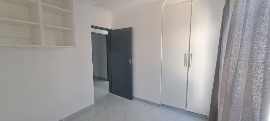 To Let 3 Bedroom Property for Rent in Elandspark Gauteng