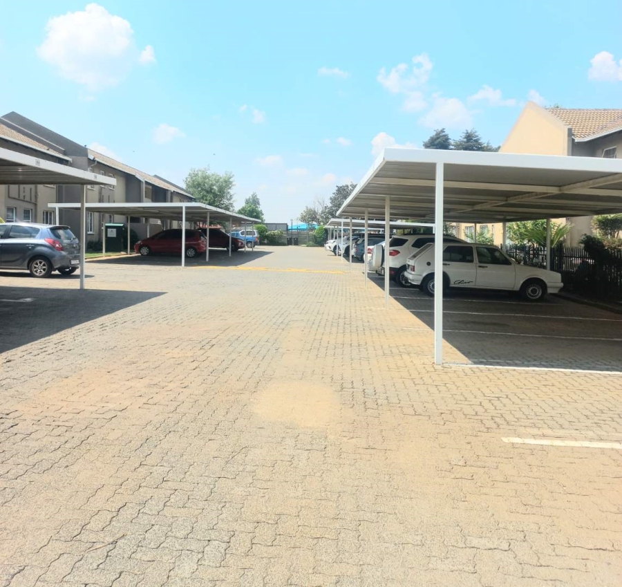 3 Bedroom Property for Sale in Ravenswood Gauteng