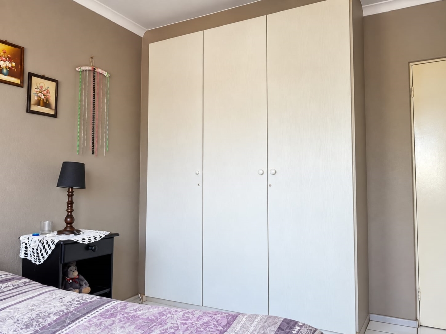 2 Bedroom Property for Sale in Florentia Gauteng