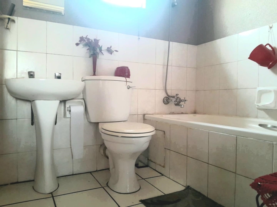 2 Bedroom Property for Sale in Florentia Gauteng