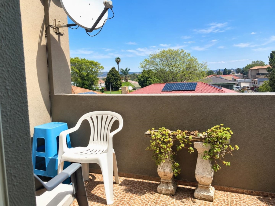 2 Bedroom Property for Sale in Florentia Gauteng